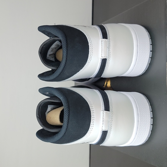 Air Jordan 1 Mid SE White Black Diamond Men's Basketball Shoes - Picture 5 of 6